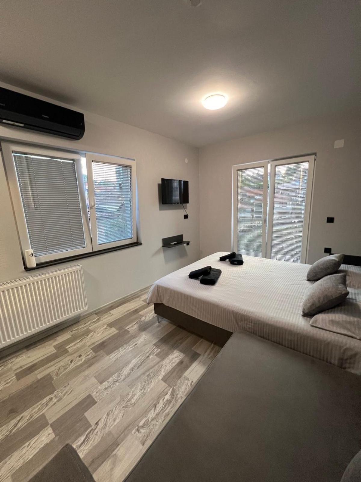 Edelweiss Villa Trpejca Exteriör bild